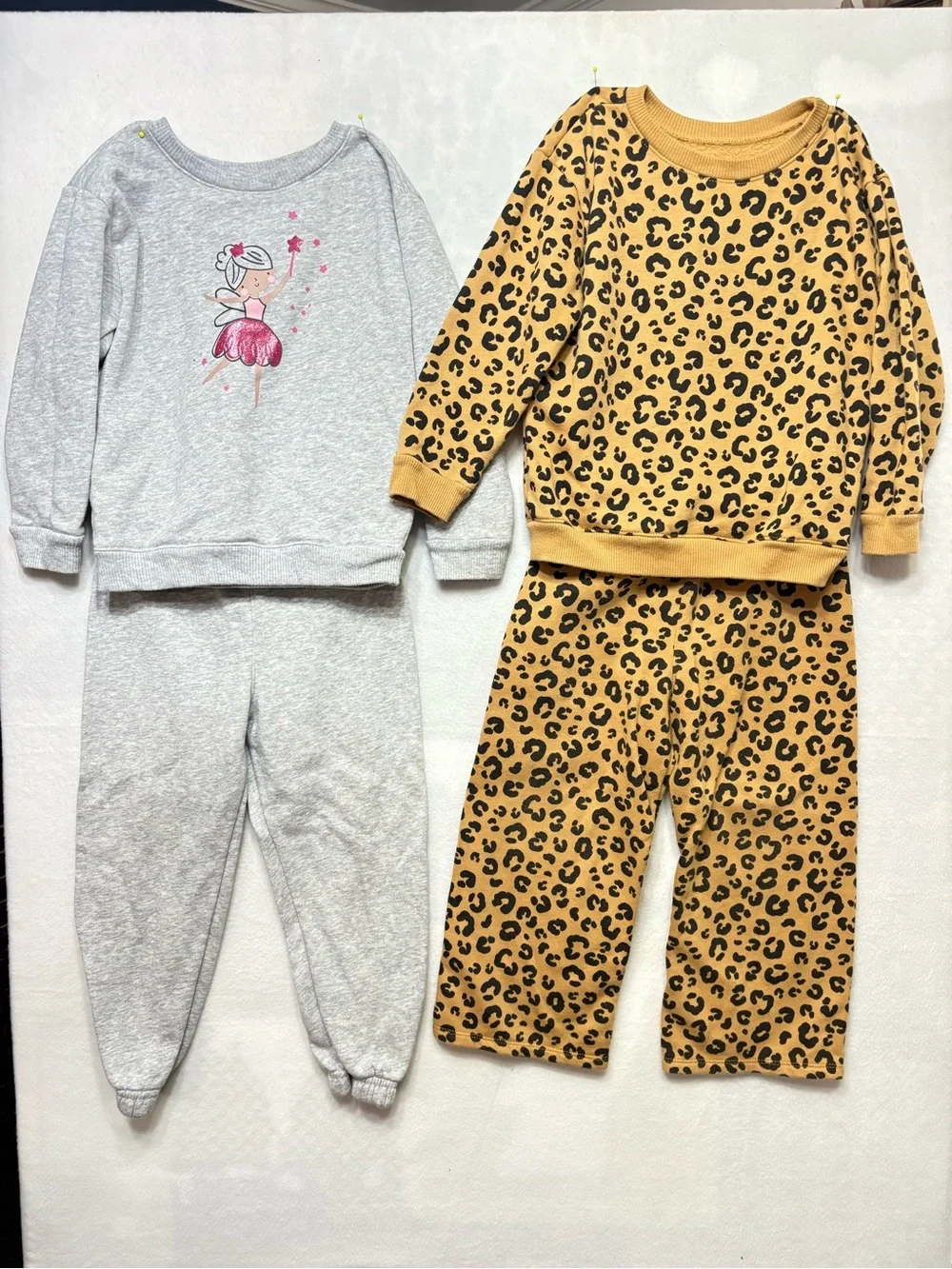 Lot Kids Two-Piece Sweat suit  Sets  - Gray Ballerina & Mustard Leopard Size 4T